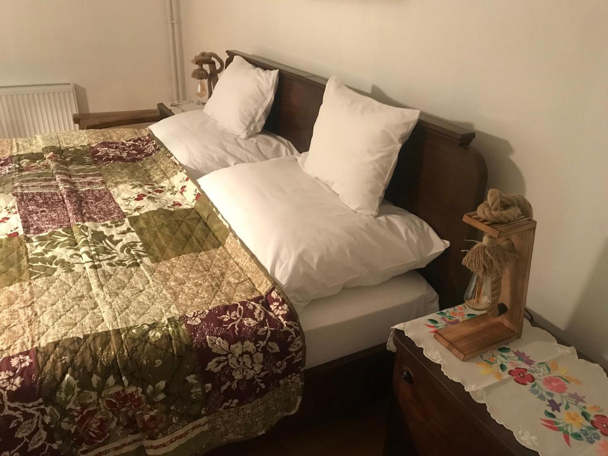 Tornacos Tanya Vendeghaz*** Es Gasztroporta Aparthotel Kiskunmajsa Exteriör bild